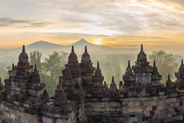 با تور مجازی از معبد بوروبودور در اندونزی تماشا کنید